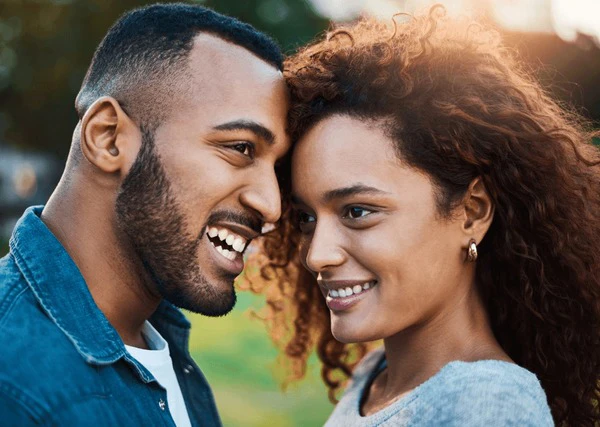 Aplicación de citas: Explora conexiones únicas con Feeld